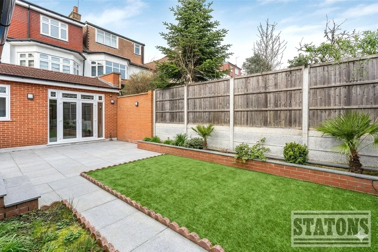 Oakdale, London, N14 5RG, photo 20