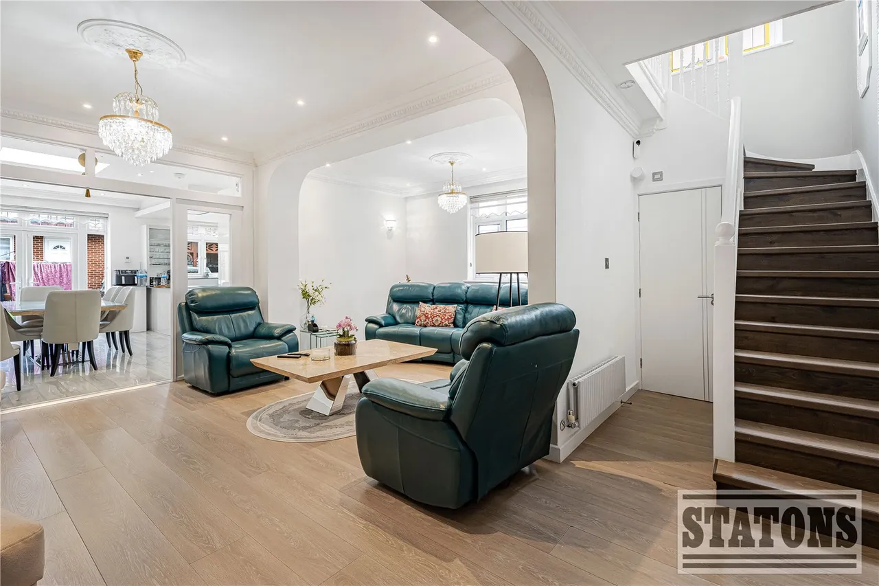 Oakdale, London, N14 5RG, photo 3