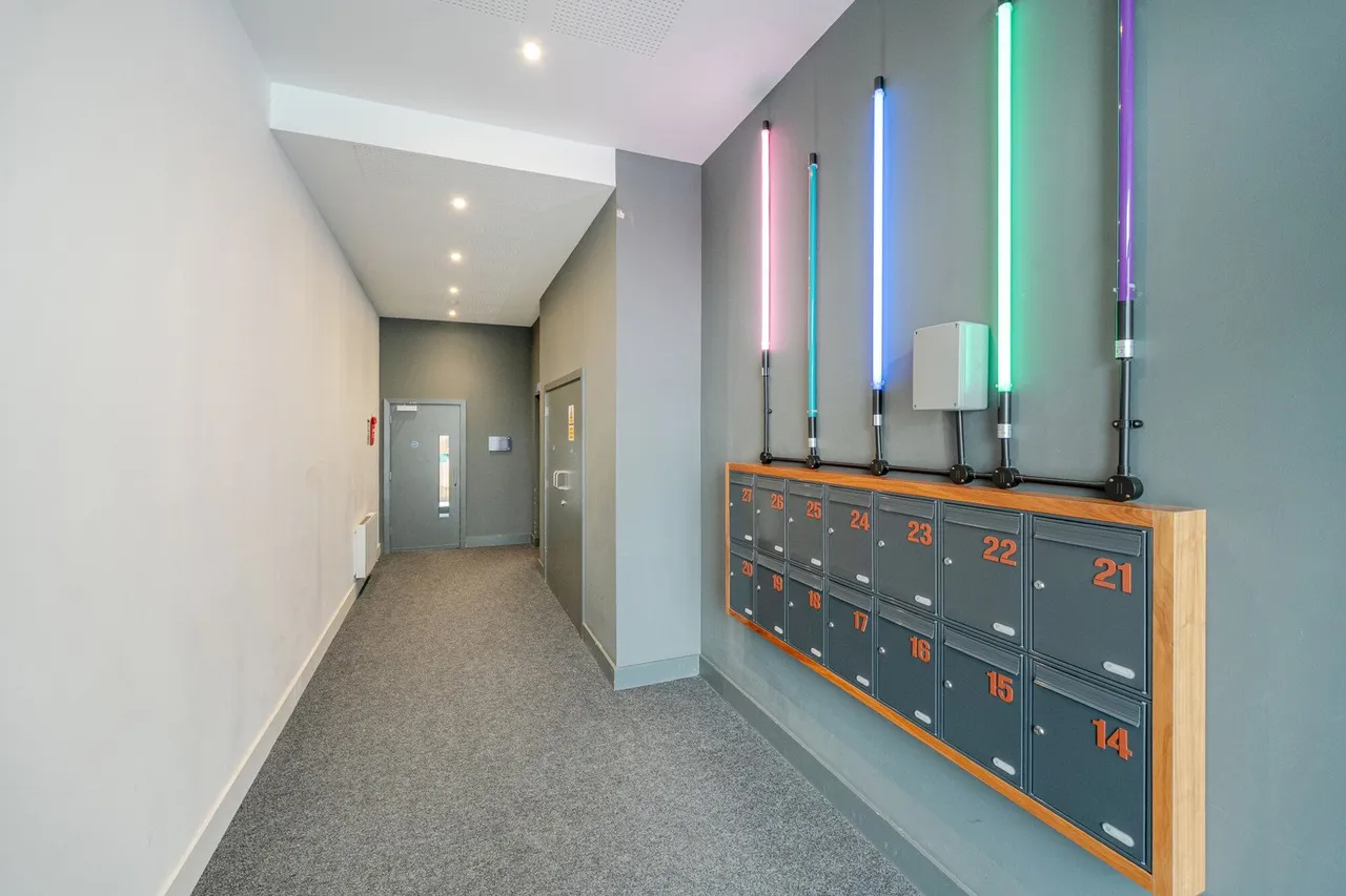 Homesdale Road, BR2, photo 24