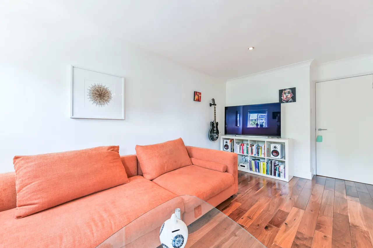11 Levyne Court, Pine Street, London, photo 7