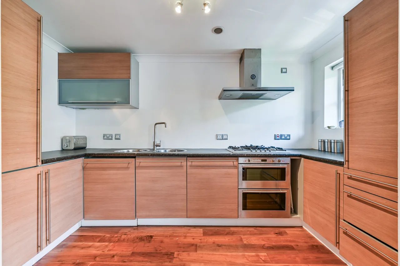 11 Levyne Court, Pine Street, London, photo 8