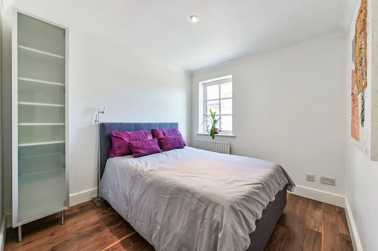 11 Levyne Court, Pine Street, London, photo 5