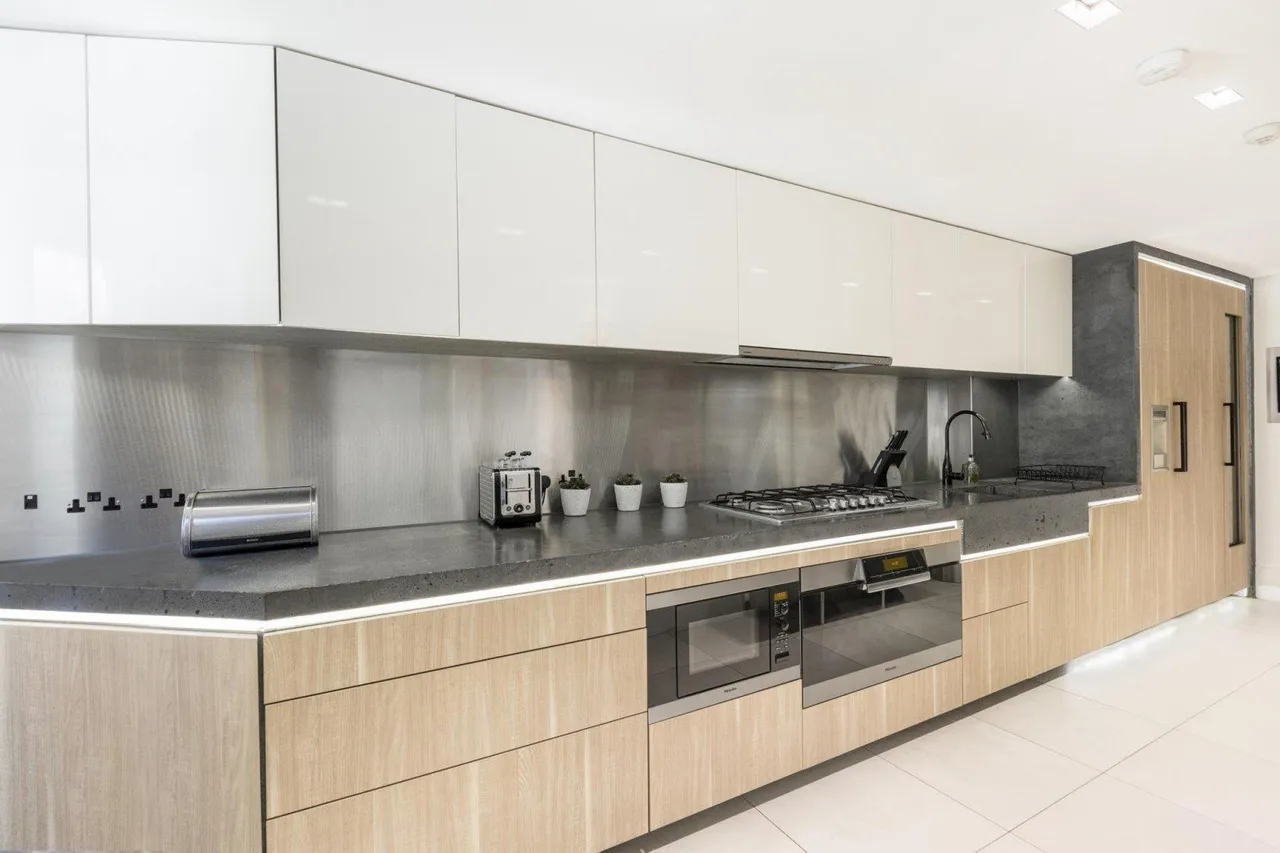 Rose Square, The Bromptons, South Kensington, London, SW3 6RS, photo 6
