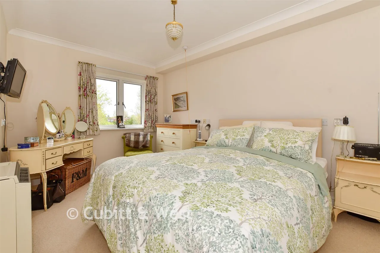 Alma Road, Reigate, RH2, photo 4
