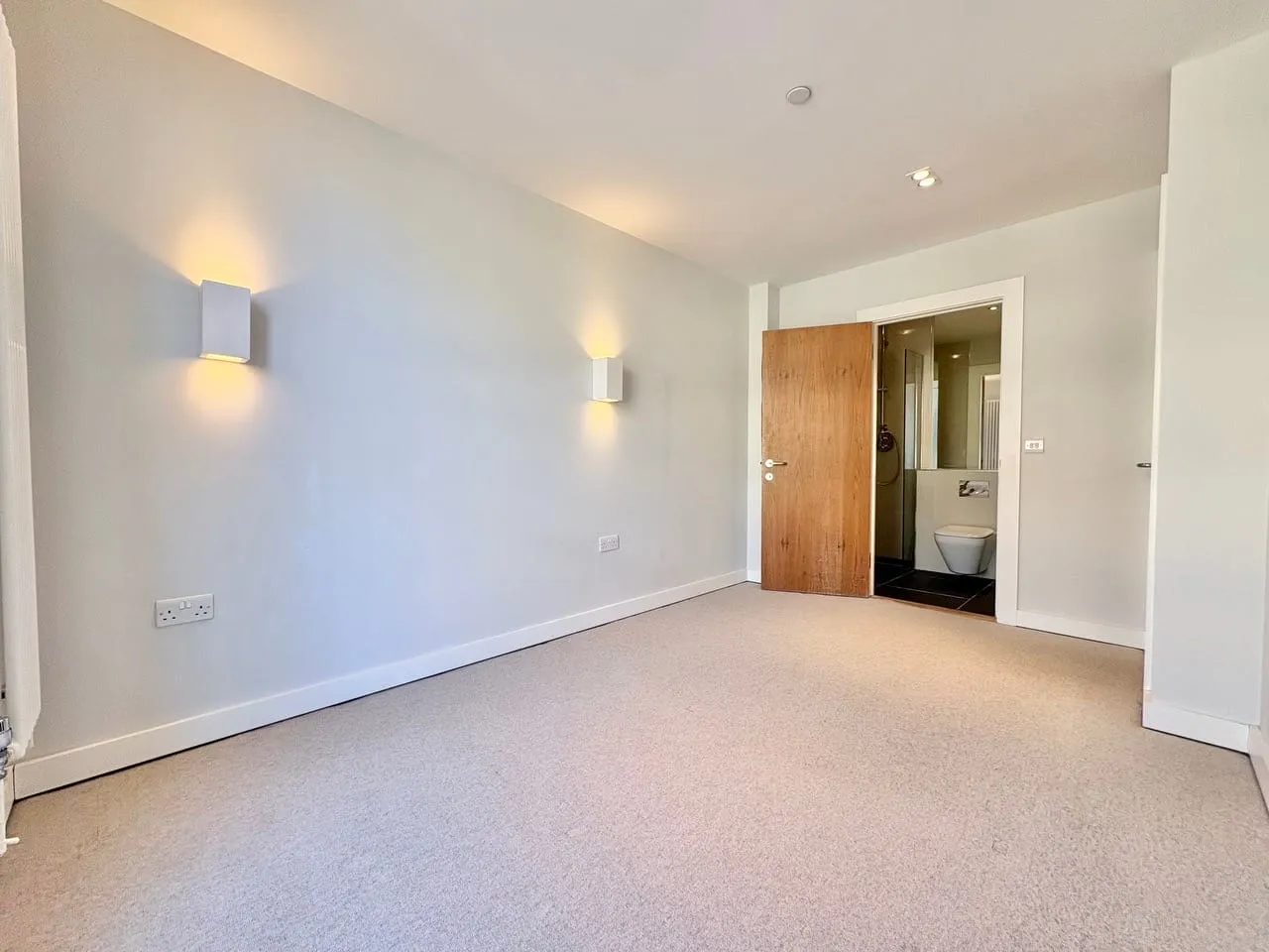 Flat 4 Upper Fourth Street, 258 Upper Fourth Street, Milton Keynes, Milton Keynes, MK9 1DP, photo 7