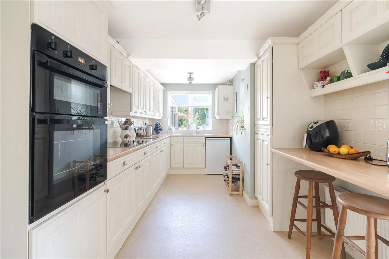 Lonnen Road, Wimborne, Dorset, BH21, photo 5