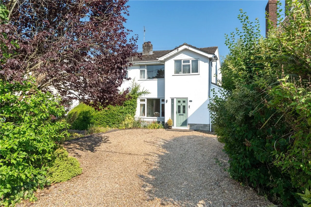 Lonnen Road, Wimborne, Dorset, BH21, photo 2