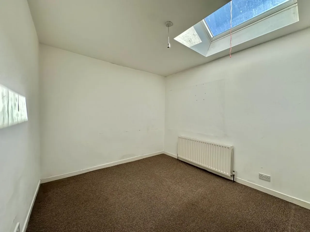 Pole Hill Road, Uxbridge, UB10, photo 7