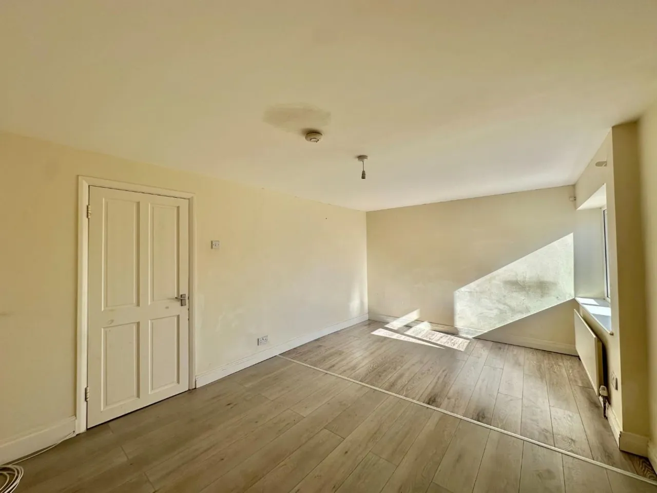 Pole Hill Road, Uxbridge, UB10, photo 4