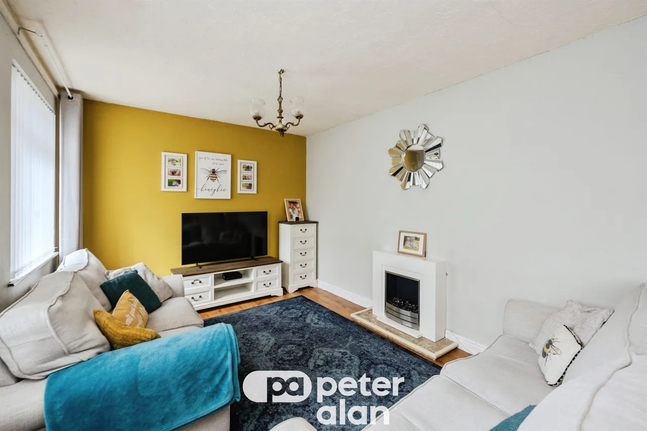 Bryn Nedd NEATH, SA11, photo 10