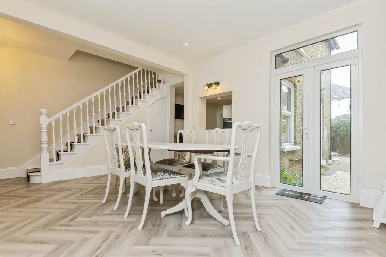 Hayes Road, Clacton-On-Sea, CO15, photo 2