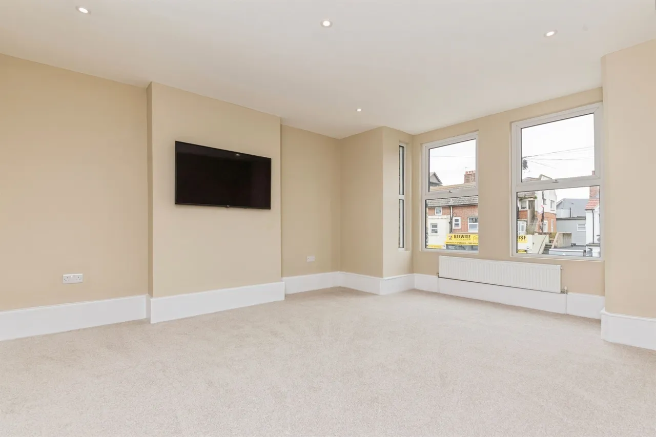 Hayes Road, Clacton-On-Sea, CO15, photo 10