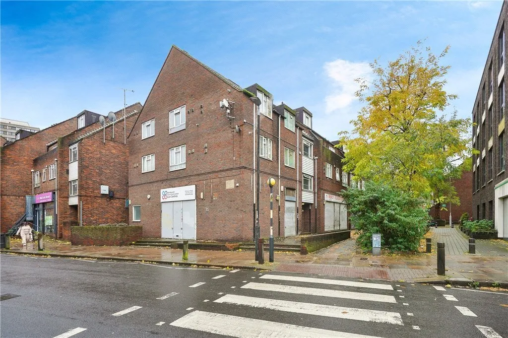 Falcon Road, London, SW11, photo 15