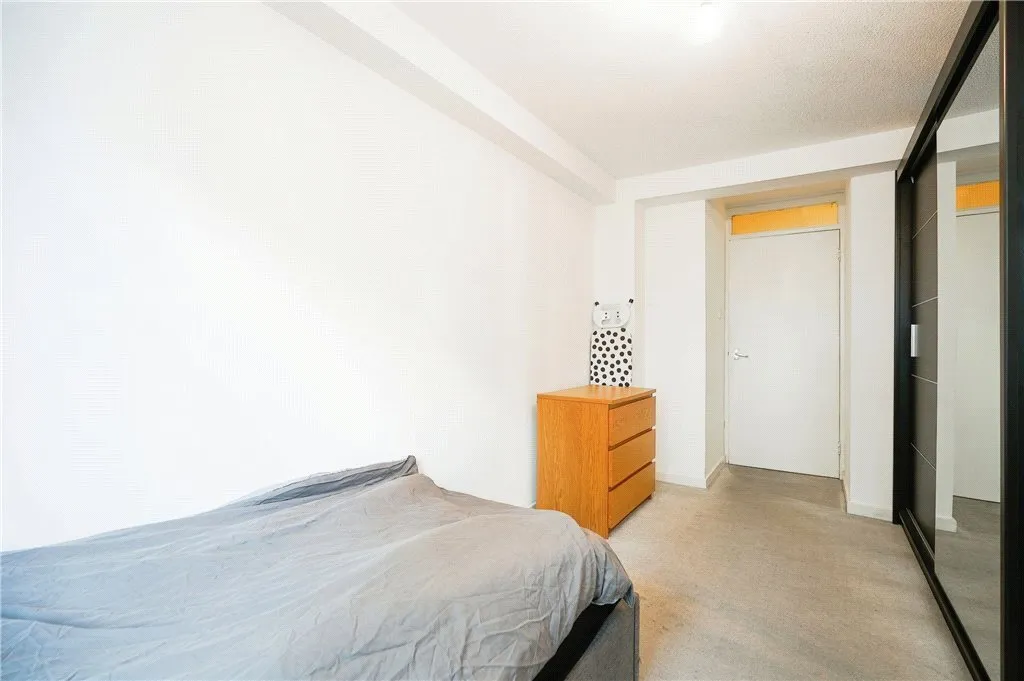 Falcon Road, London, SW11, photo 14