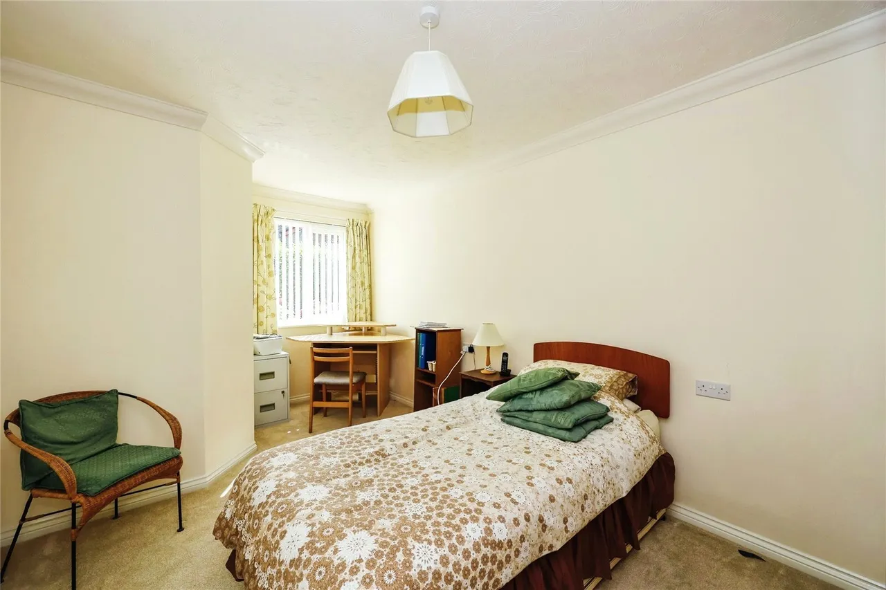 Padnell Road, Waterlooville, PO8, photo 7
