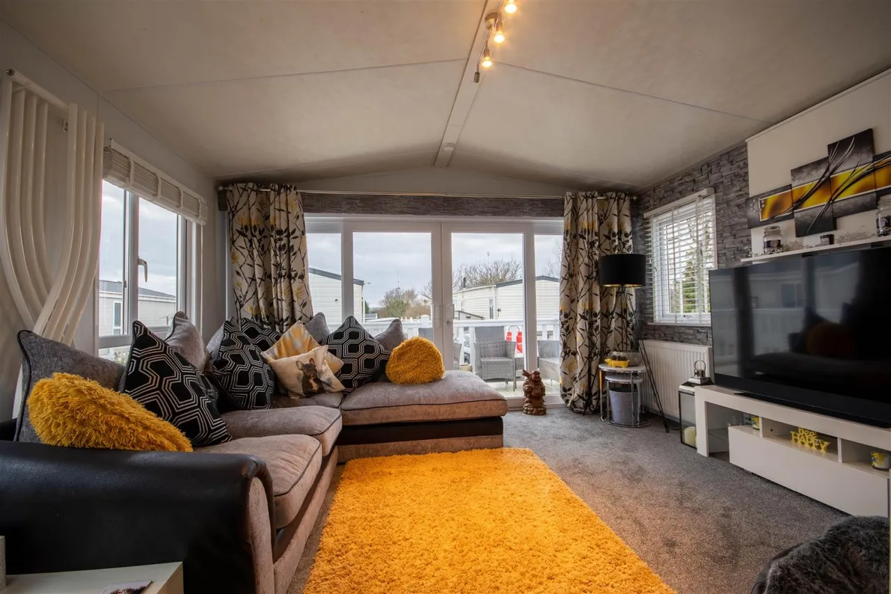 Tewkesbury Road, Norton, GL2, photo 5