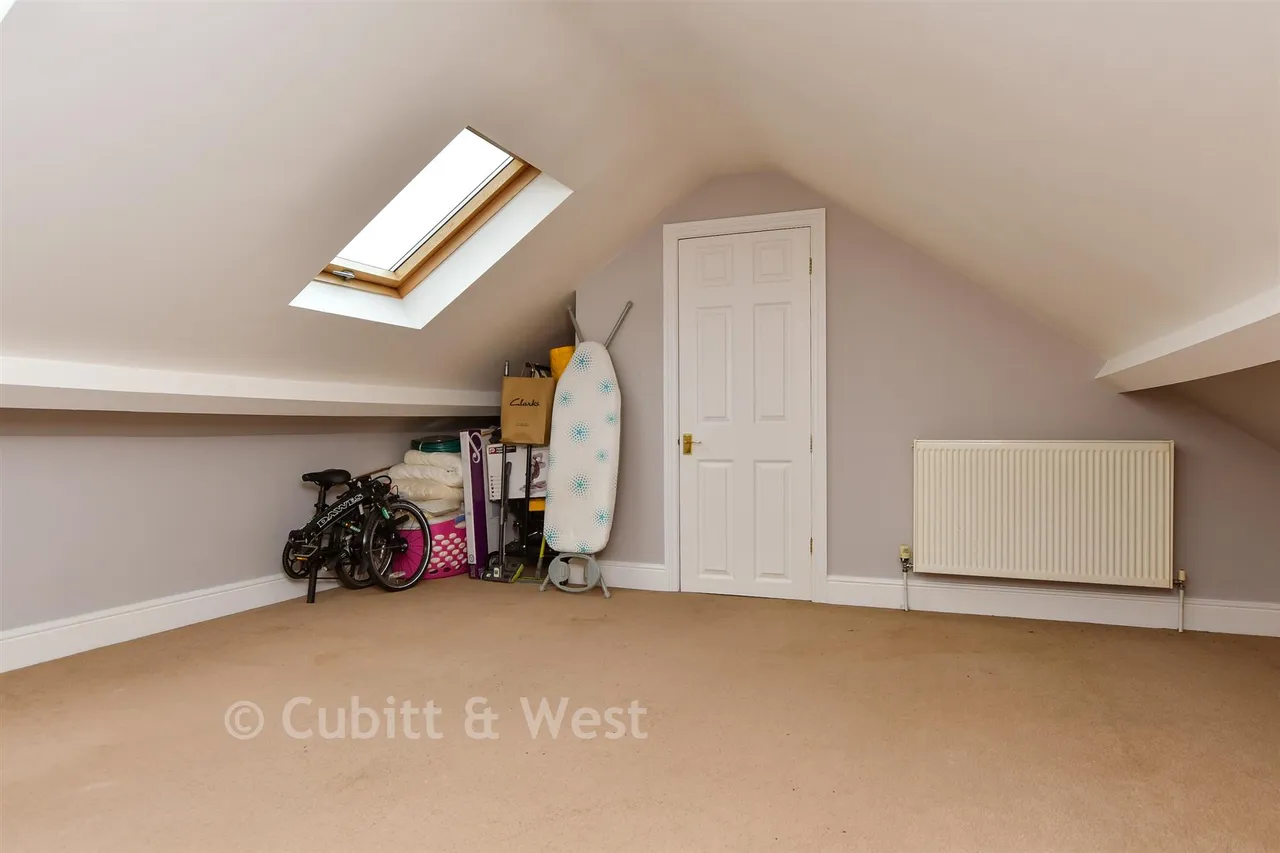 Lesbourne Road, Reigate, RH2, photo 7