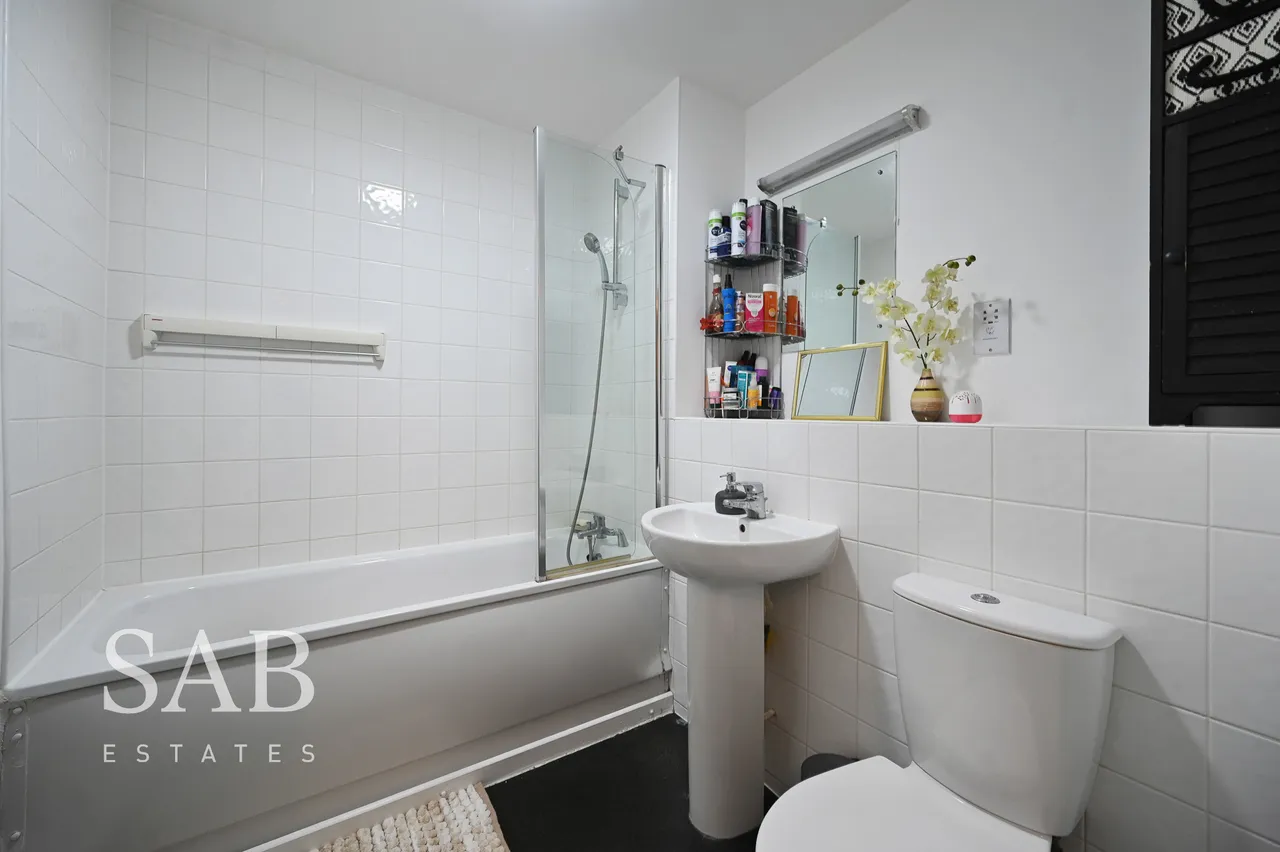 Taywood Road, Northolt, UB5, photo 8