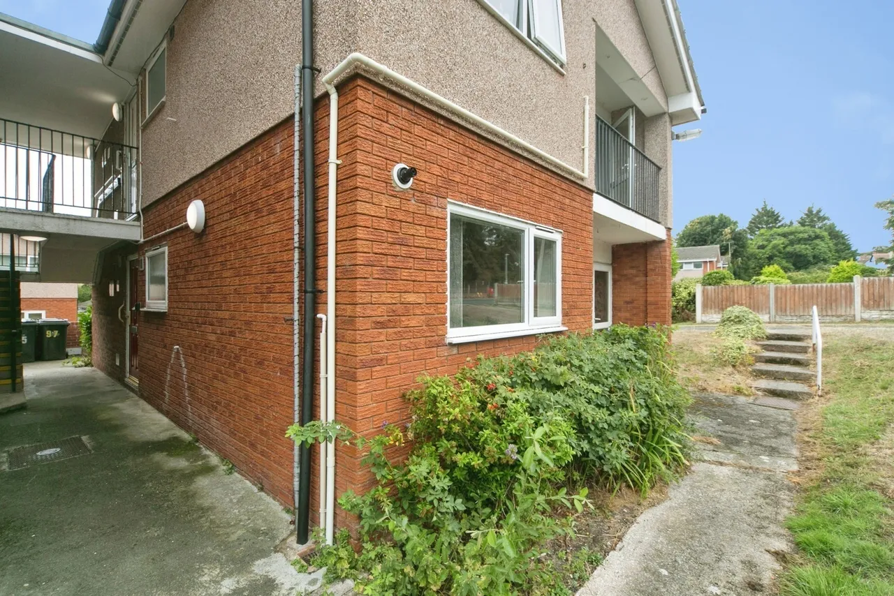 Llanelian Road, Old Colwyn, LL29, photo 13