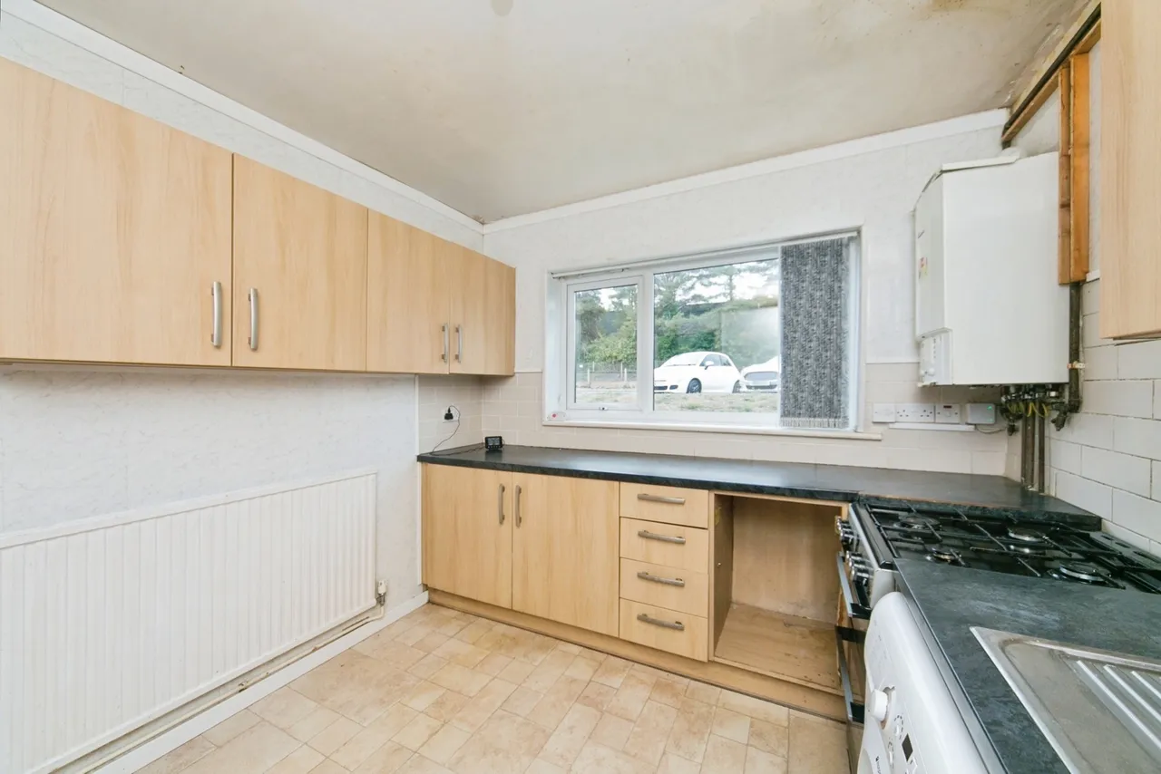 Llanelian Road, Old Colwyn, LL29, photo 10