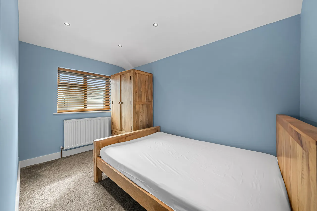 Bourneside Road, Addlestone, KT15, photo 12
