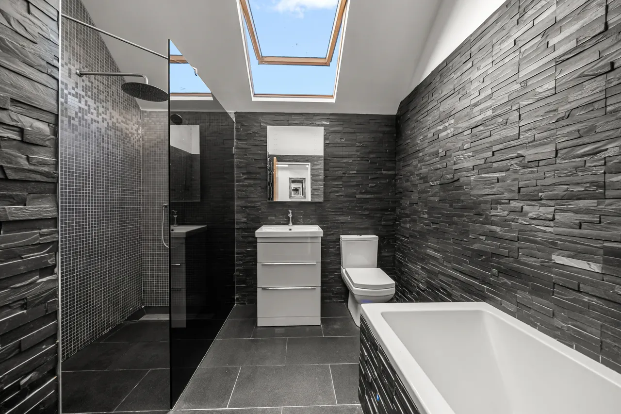 Bourneside Road, Addlestone, KT15, photo 9
