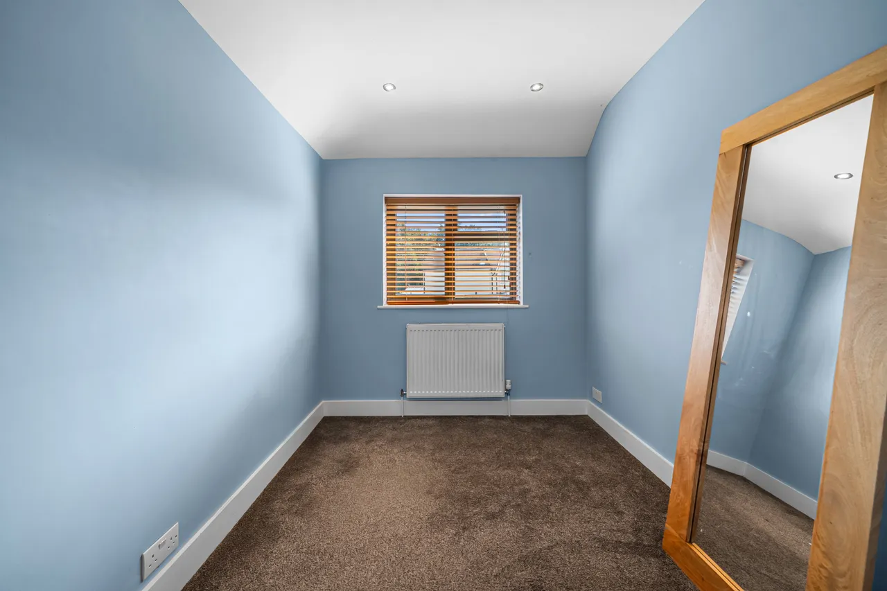 Bourneside Road, Addlestone, KT15, photo 11