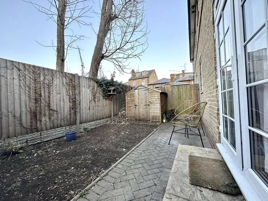 St. Albans Road, Watford, Hertfordshire, WD17, photo 7