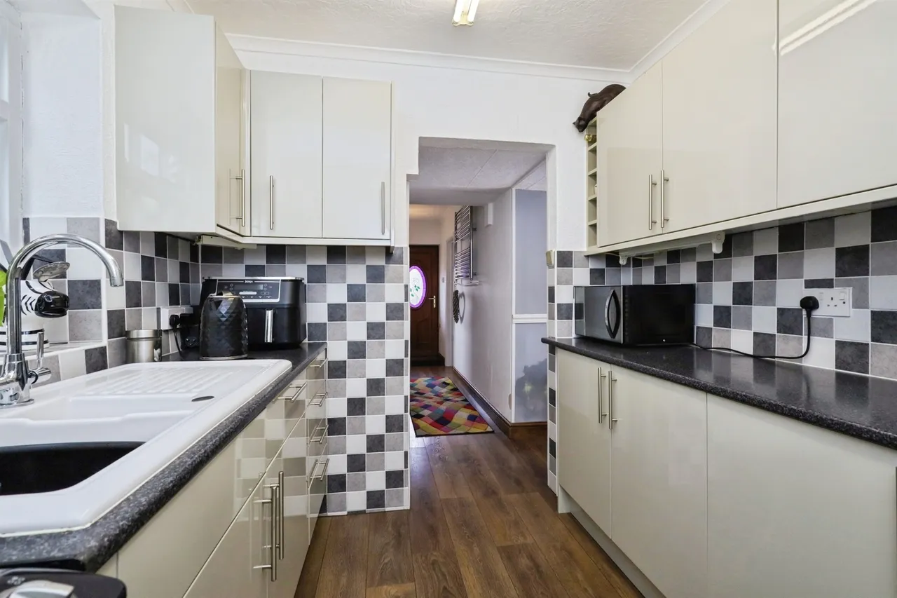 Meadow Road, Hailsham, BN27, photo 6