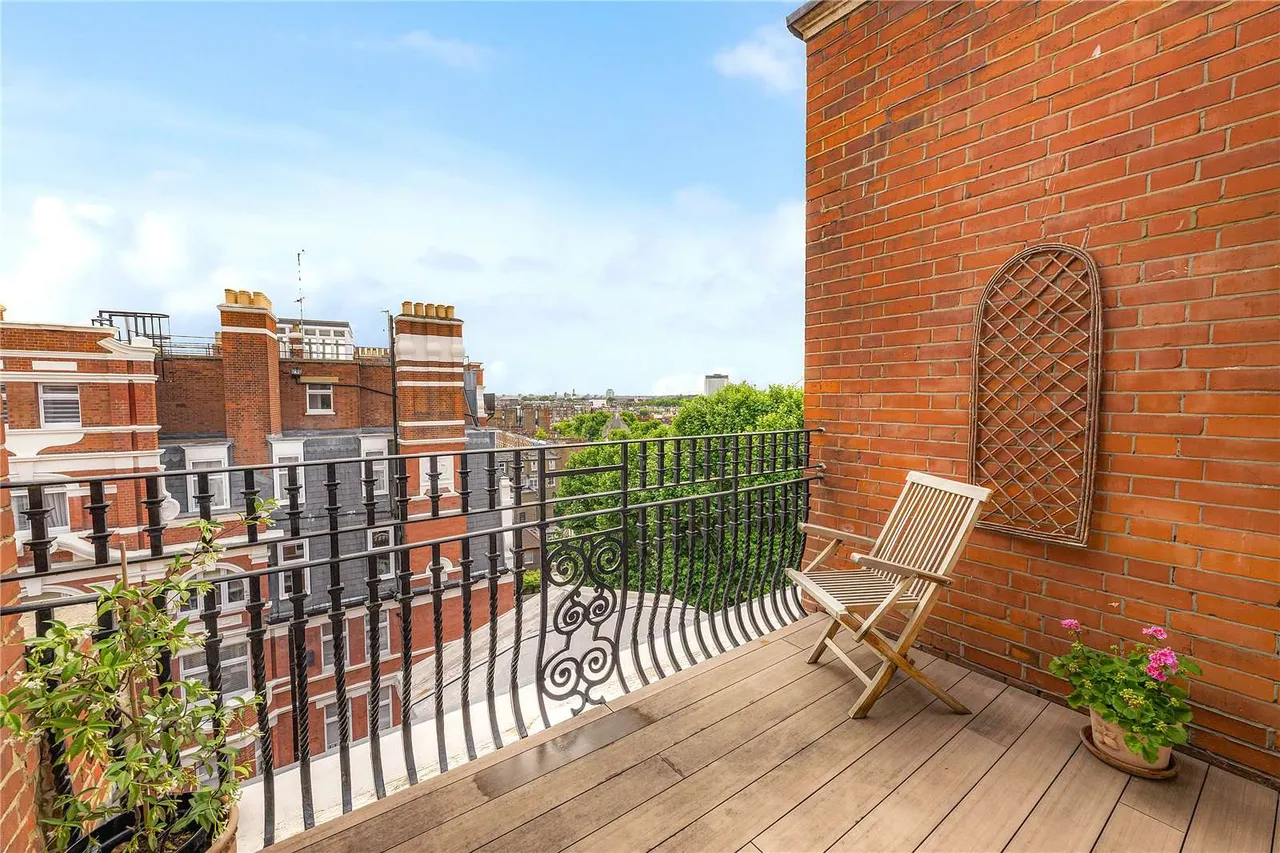 Iverna Court, London, W8 6TS, photo 11