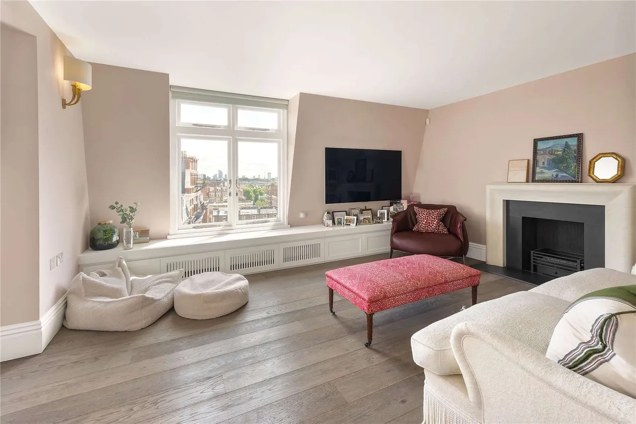 Iverna Court, London, W8 6TS, photo 3
