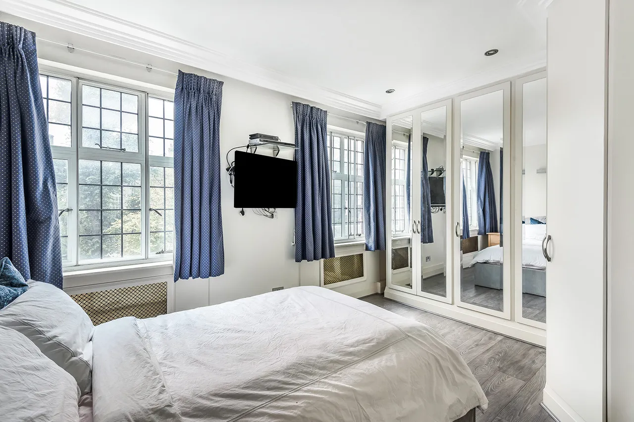Brompton Road, South Kensington, SW3, photo 6