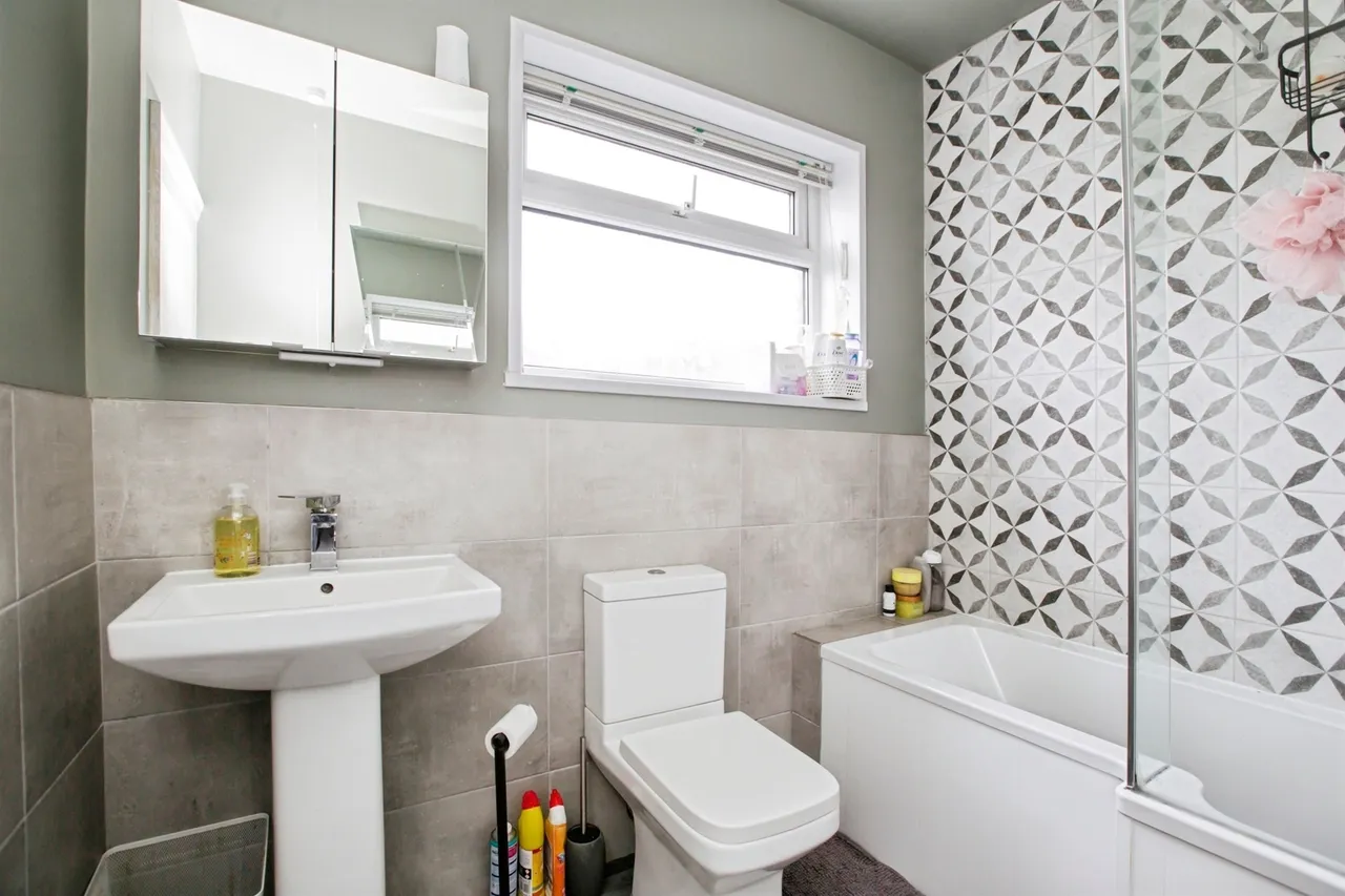 Westborough Drive, Halifax, HX2, photo 14