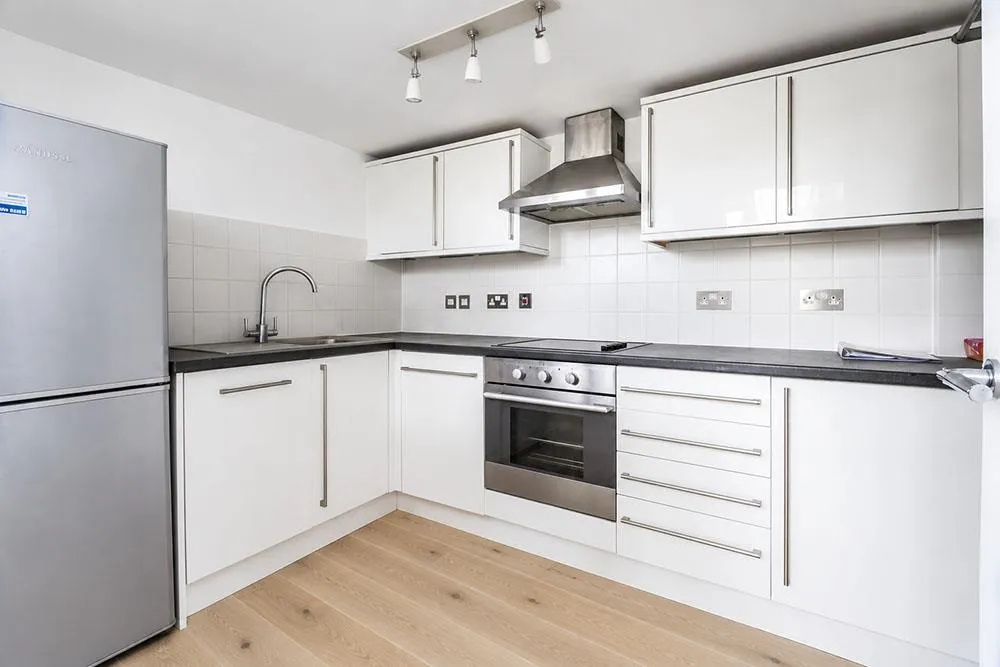Mount Row, Mayfair, W1K, photo 2