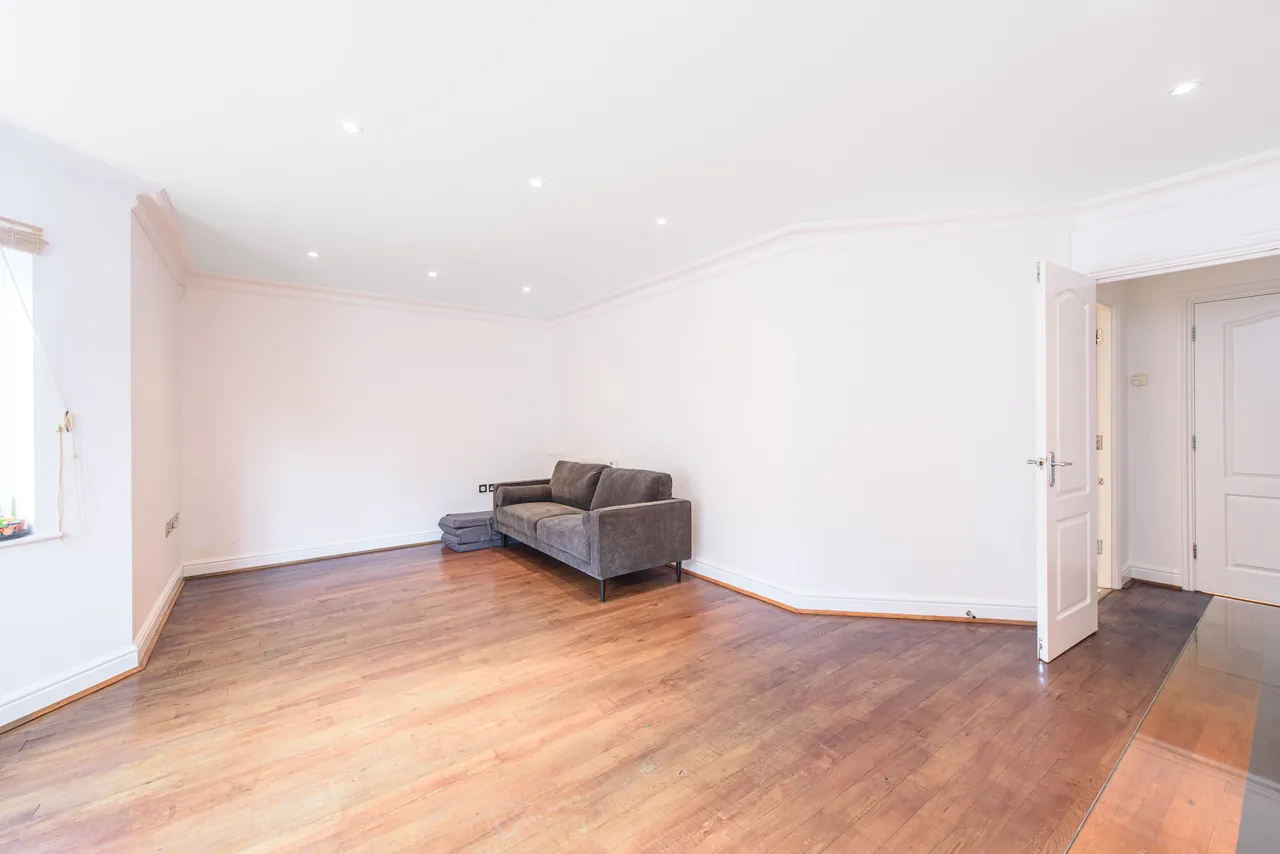1 Hazelmere Court, 67 Station Road, London, photo 6
