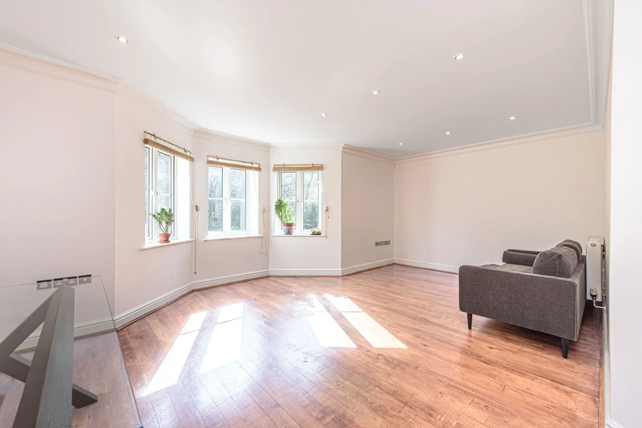 1 Hazelmere Court, 67 Station Road, London, photo 4