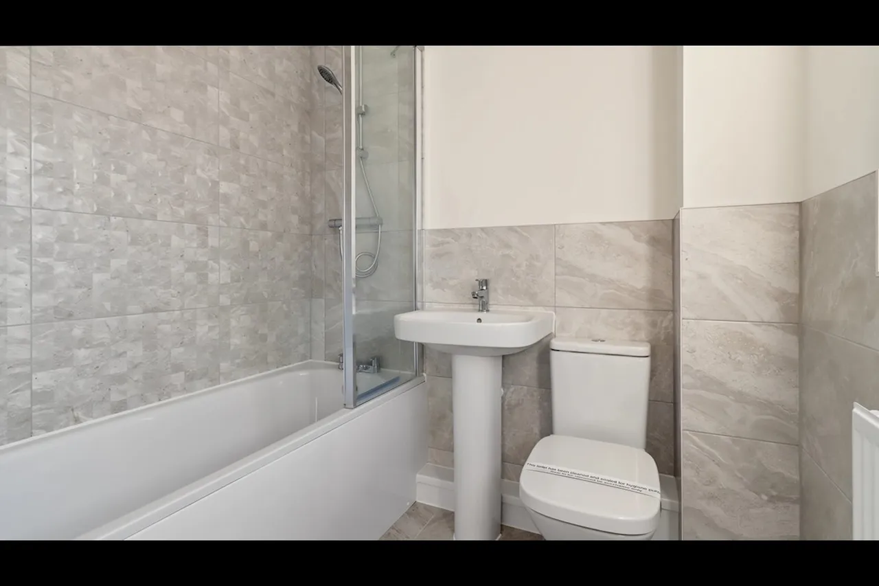 Prigmore Drive, Bury St Edmunds, IP32, photo 8
