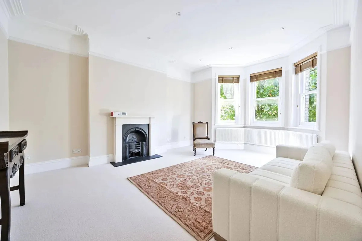 3 bed flat to rent, Castellain Road, Maia Vale, W9