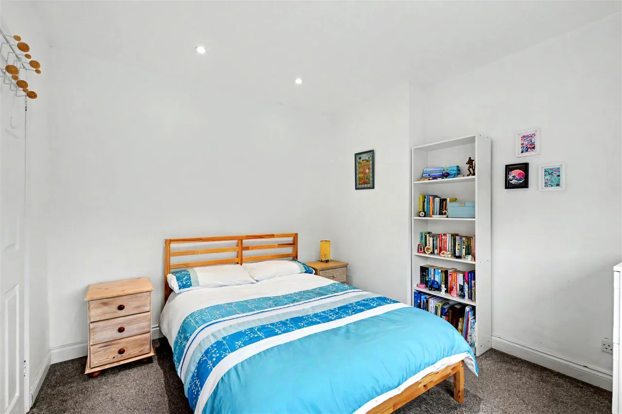 Dennis Avenue, Beeston, NG9, photo 7