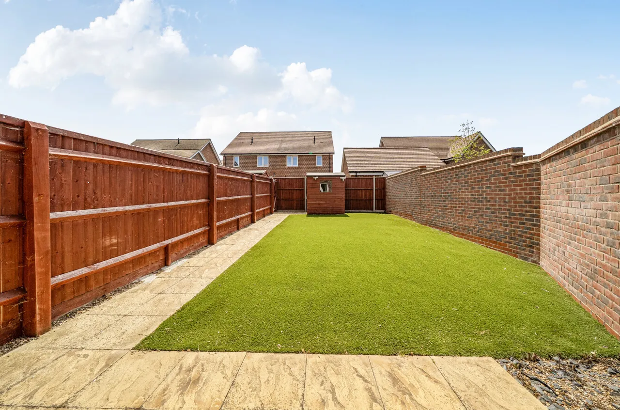 Goddard Crescent, Wokingham, Berkshire, RG40 5BP, photo 4
