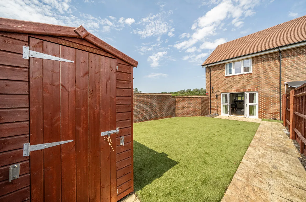 Goddard Crescent, Wokingham, Berkshire, RG40 5BP, photo 18