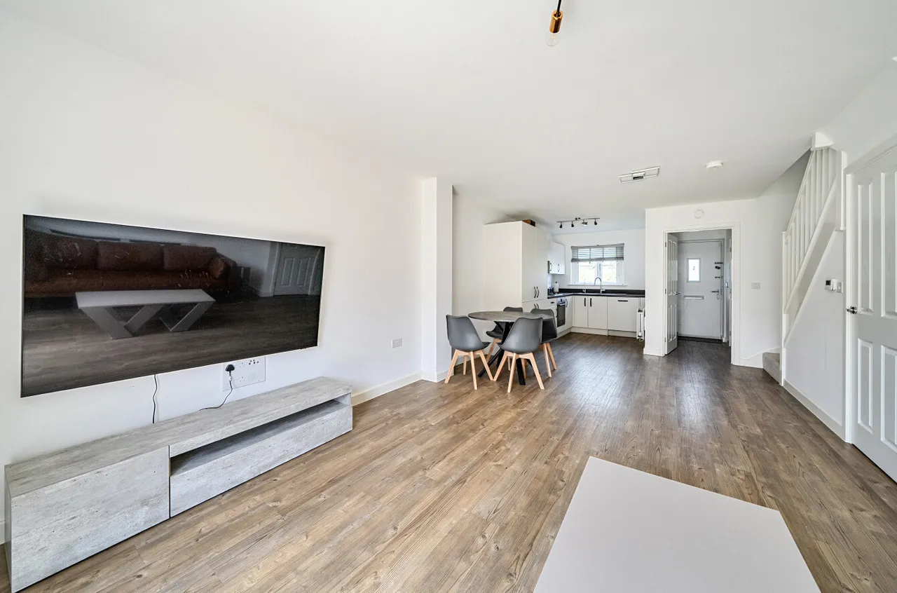 Goddard Crescent, Wokingham, Berkshire, RG40 5BP, photo 3