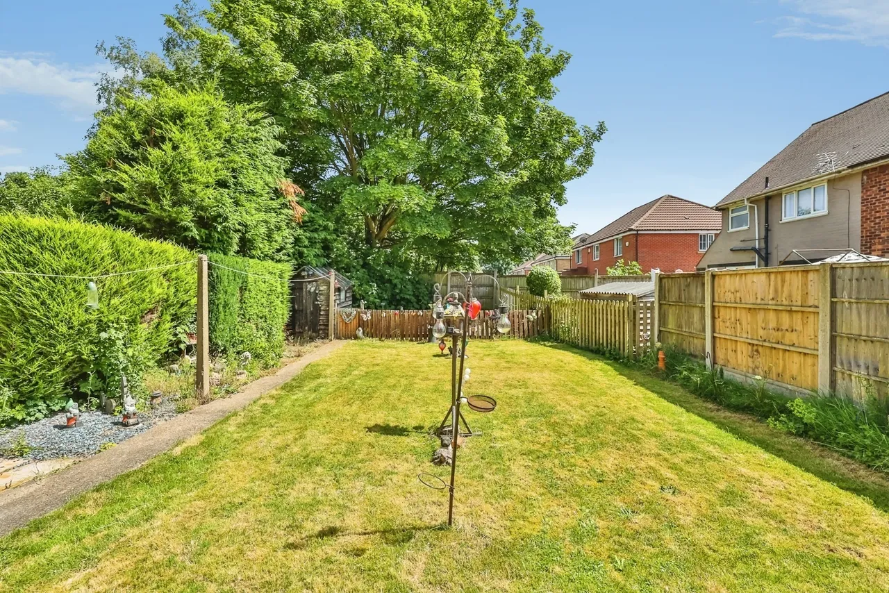 Meadow Close, Hucknall, Nottingham, Nottinghamshire, NG15, photo 15