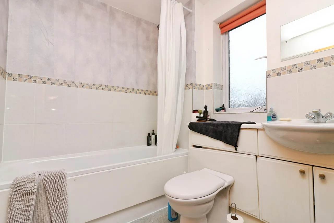 Newland Gardens, Hertford, SG13, photo 8
