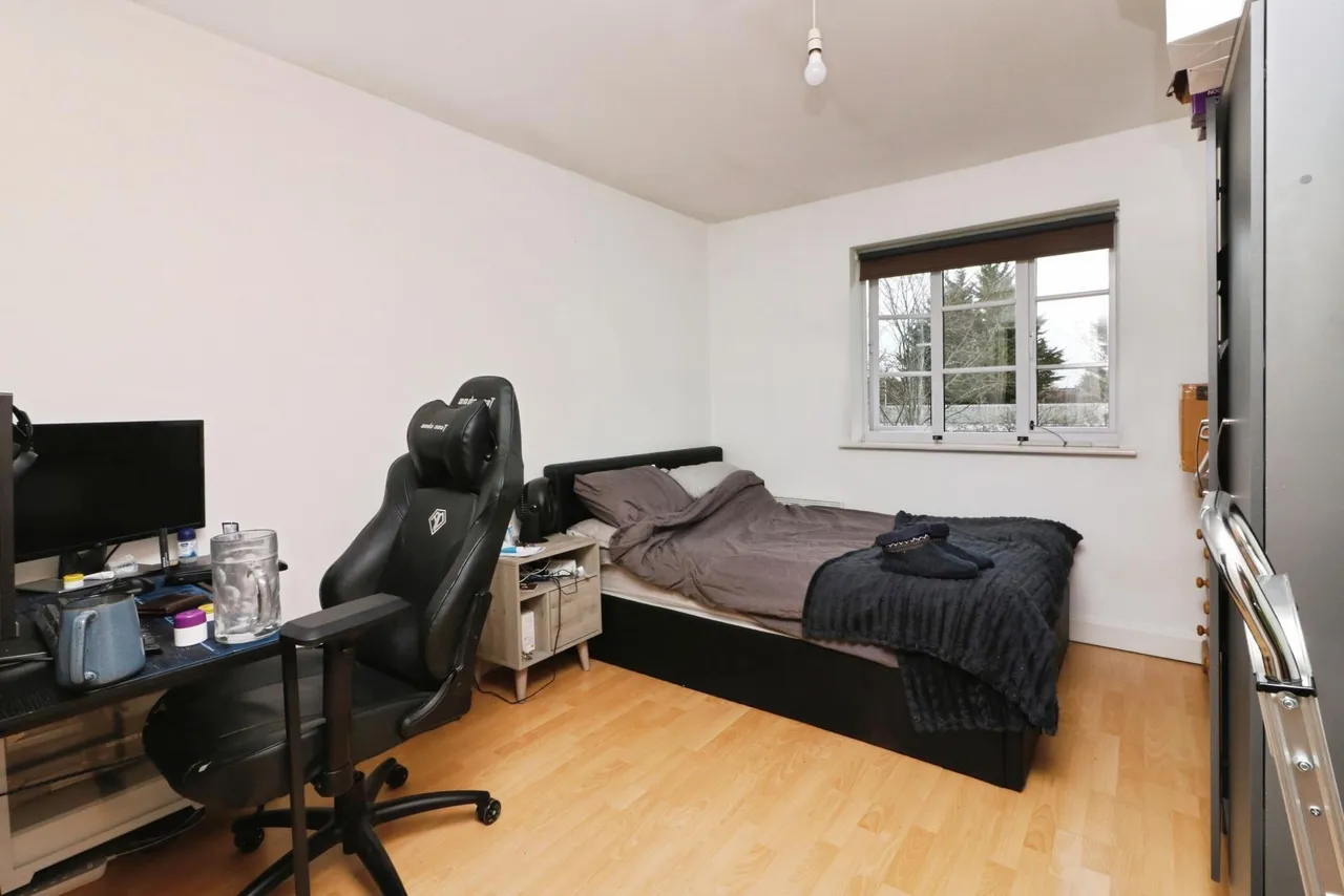 Newland Gardens, Hertford, SG13, photo 6
