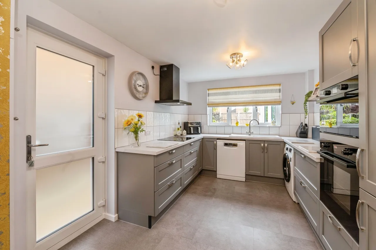 Frerichs Close, Wickford, SS12, photo 8