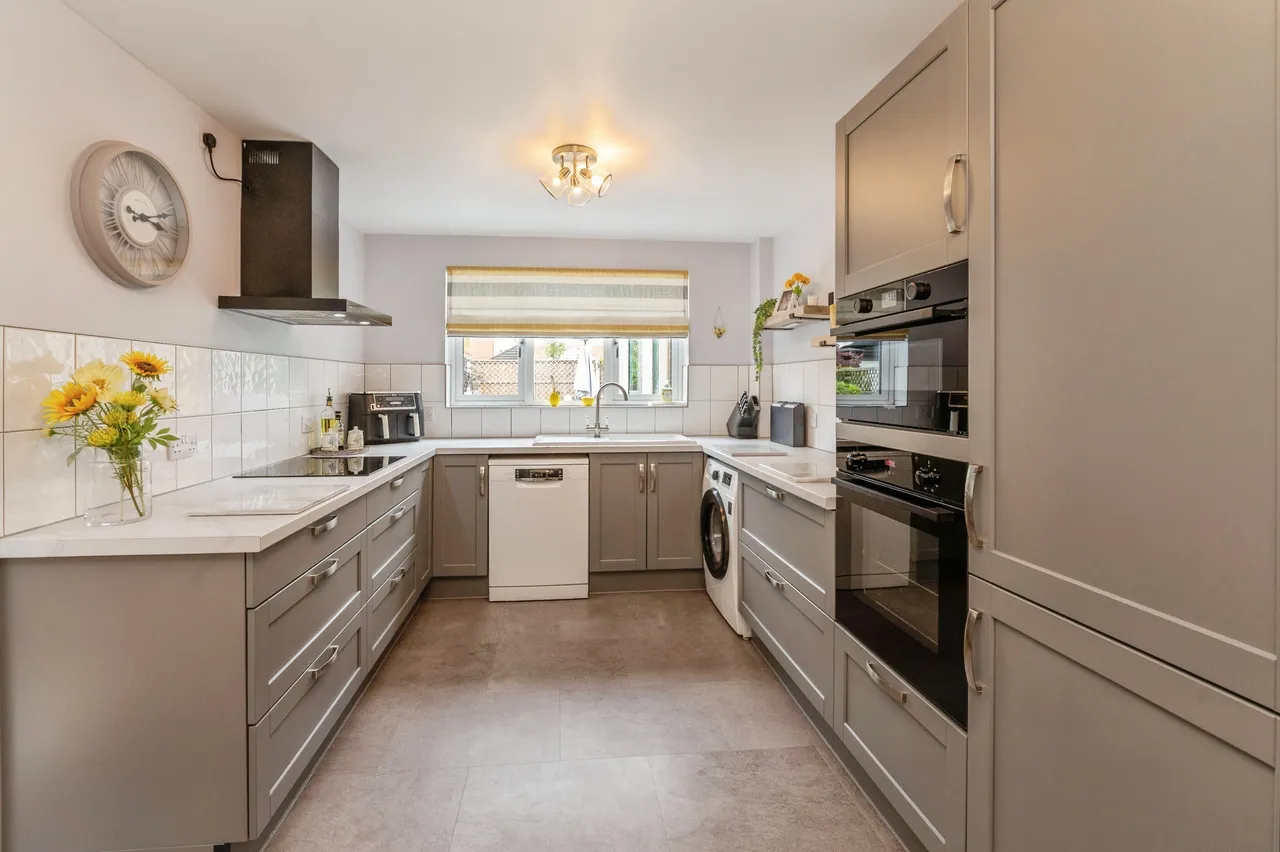 Frerichs Close, Wickford, SS12, photo 9