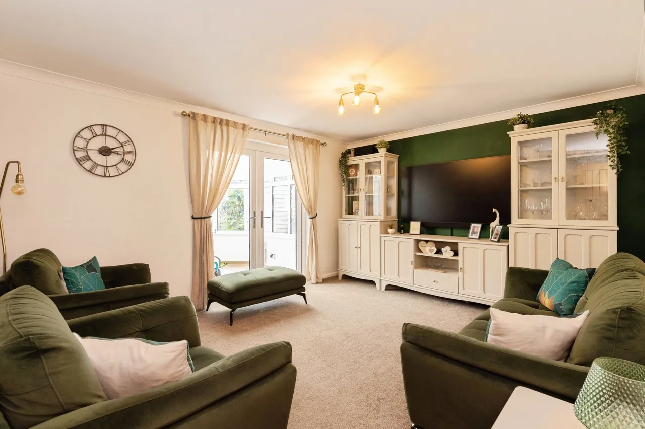 Frerichs Close, Wickford, SS12, photo 6
