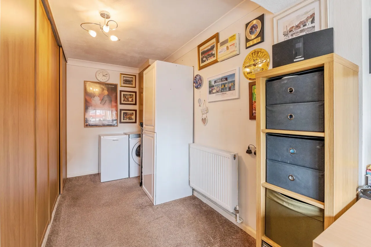 Frerichs Close, Wickford, SS12, photo 3