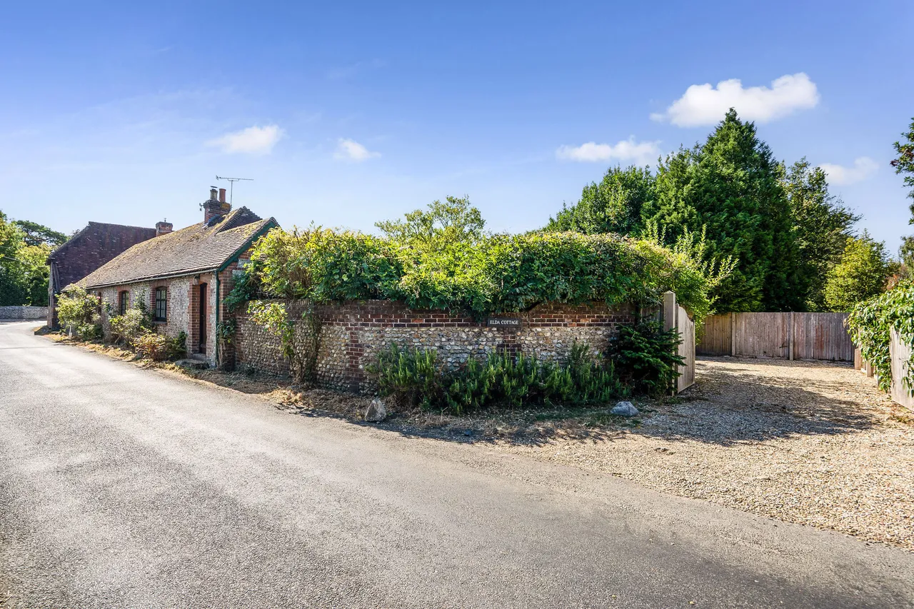 Hook Lane, Chichester, PO20, photo 15